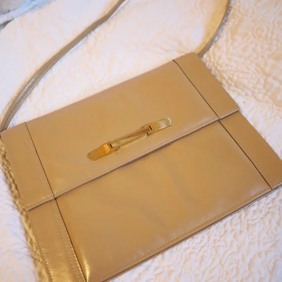 VINTAGE BAG - VOGUE EXCLUSIVE - Picture 14 of 16